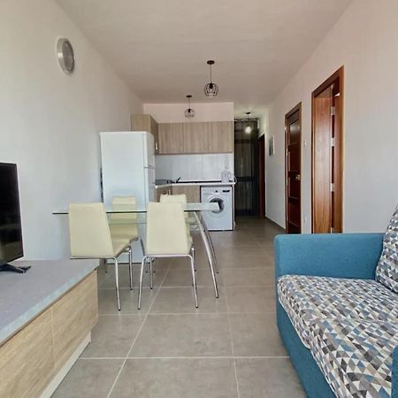 F1 2 St Julians, Private Room, Bathroom & Living Shared Saint Julian's エクステリア 写真